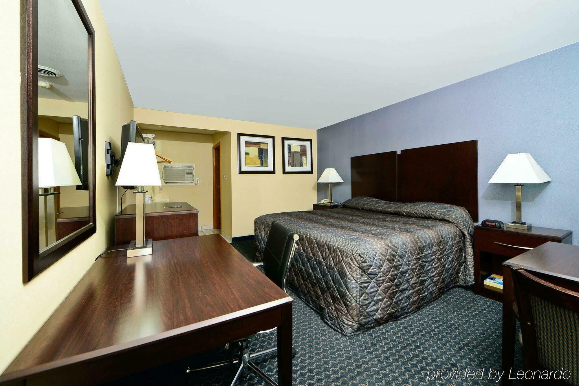 Golden Hill Inn-Данбери Номер фото